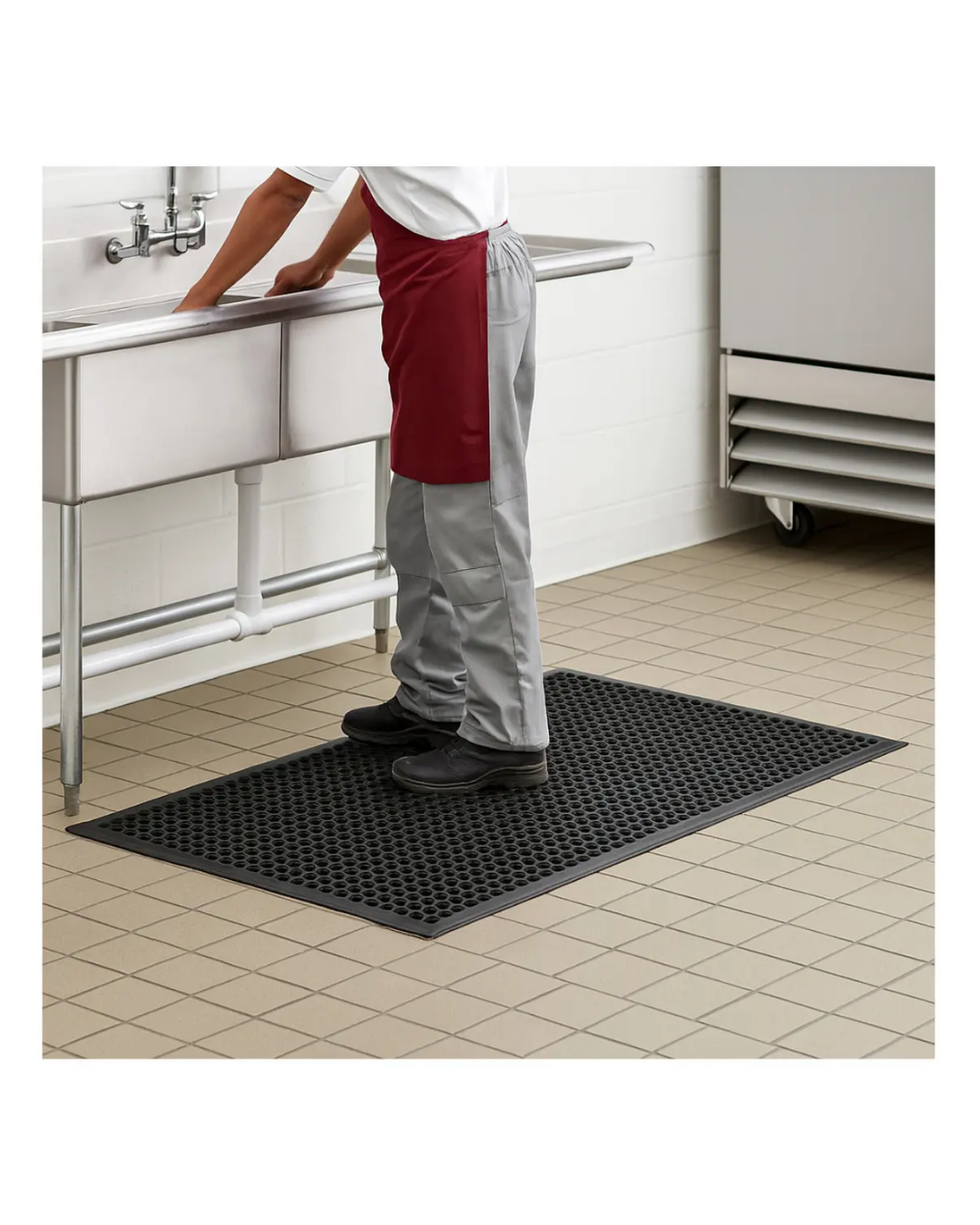 Piso Antideslizante 90 X150 Cms Negro VERVAL - Implementos e insumos de aseo